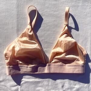 Negative Glacé Triangle Bra Size 3 Beige Nude Wireless
